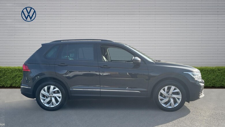 Volkswagen Tiguan 1.5 TSI 150 Life 5dr Petrol Estate
